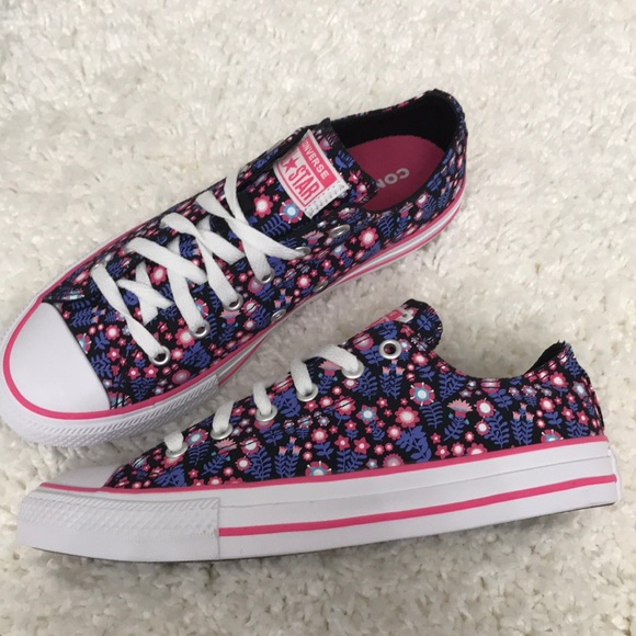 Converse Shoes - CONVERSE CTAS OX BRAND NEW